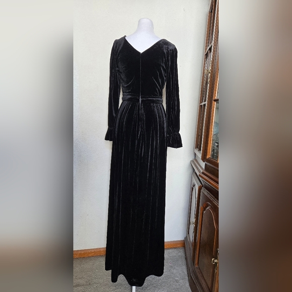 Elegant Black Maxi Dress.Size 10 - Picture 5 of 5